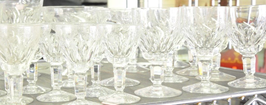 Set 38 Crystal Stemware (1 of 6)