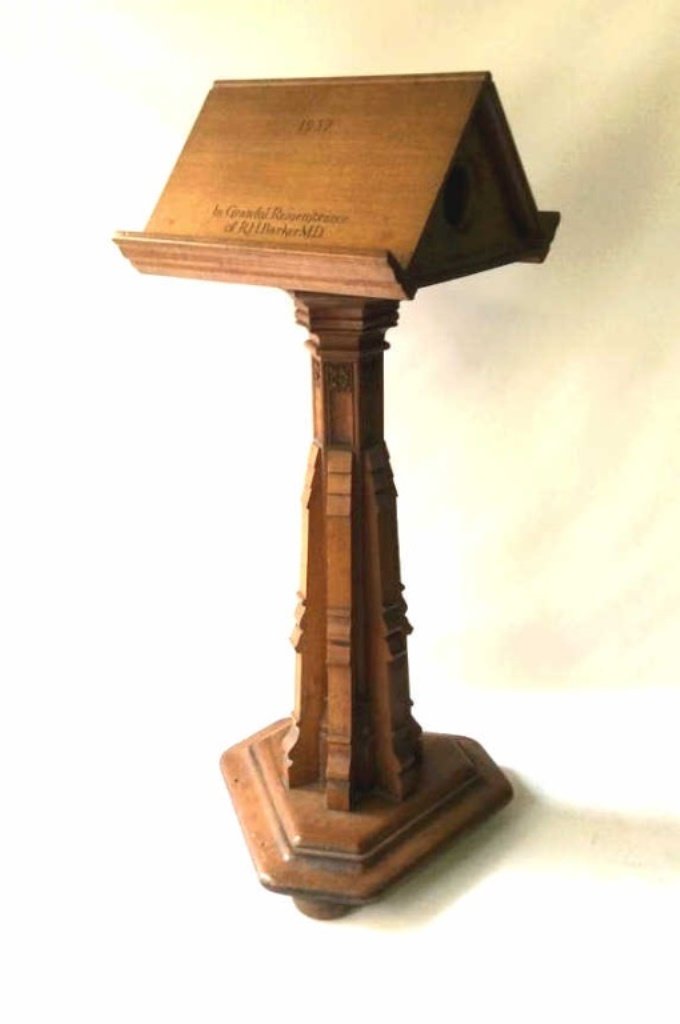 Oak Gothic Spire Form Lectern (1 of 7)