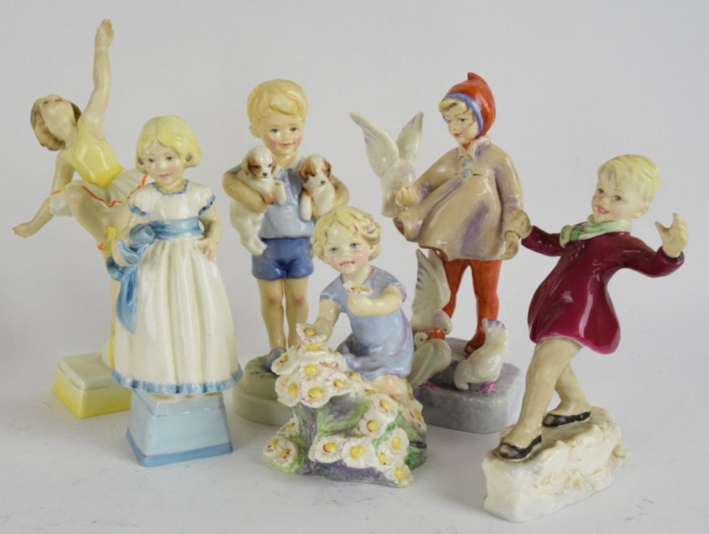Group 6 Royal Worcester Doughty Figurines (1 of 10)