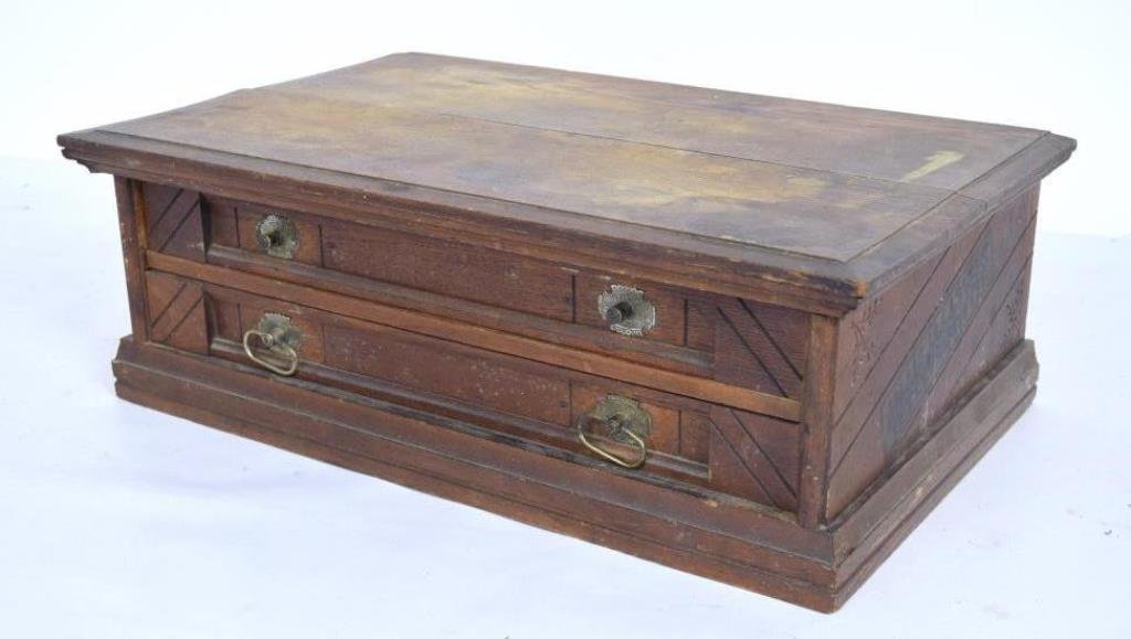 Willimantic Oak Spool Cabinet (1 of 7)