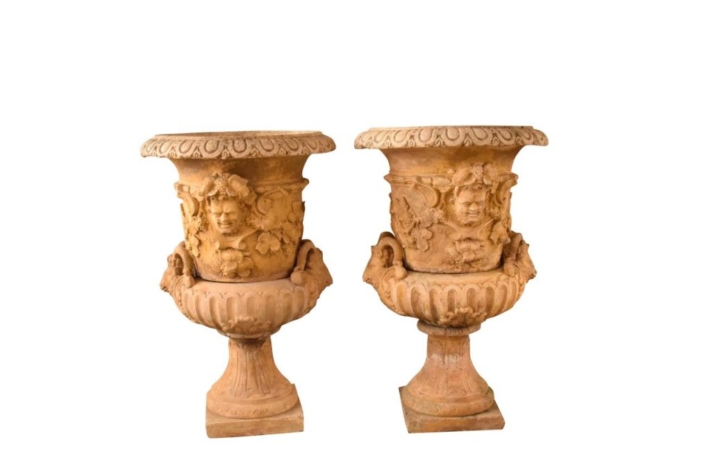 Pair Large Rams Head Concrete Planters (1 of 10)