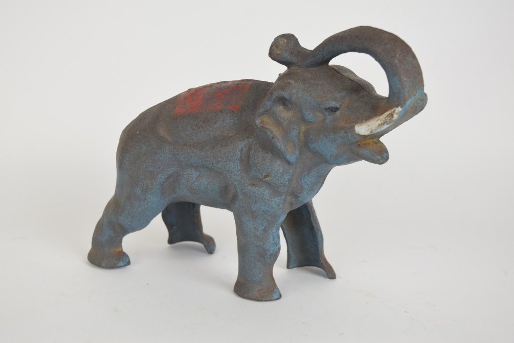 Antique Cast Iron Elephant Bank (1 of 6)