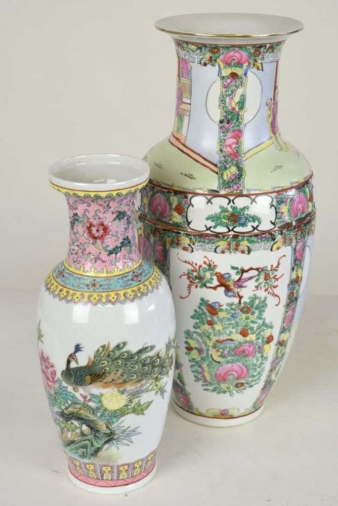 Two Chinese Famille Rose Porcelain Vases (1 of 10)