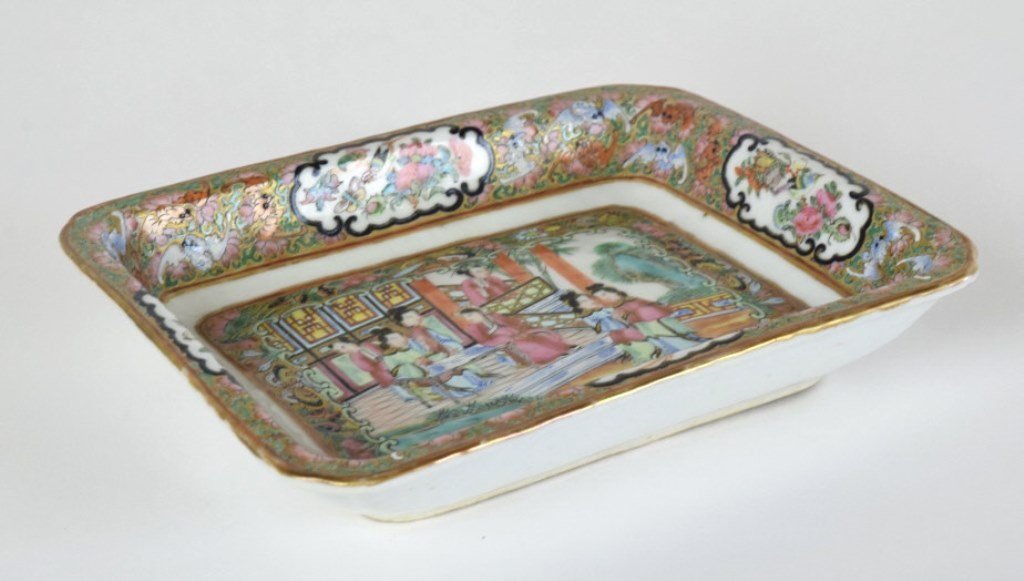 Rose Medallion Rectangular Dish (1 of 9)