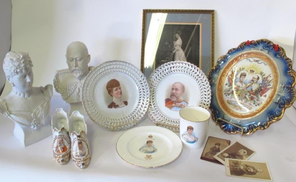 Group 14 Coronation Items (1 of 4)