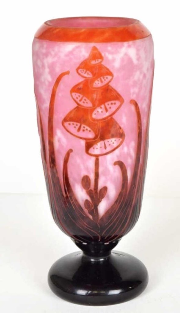 Le Verre Francais Cameo Glass Vase (1 of 9)