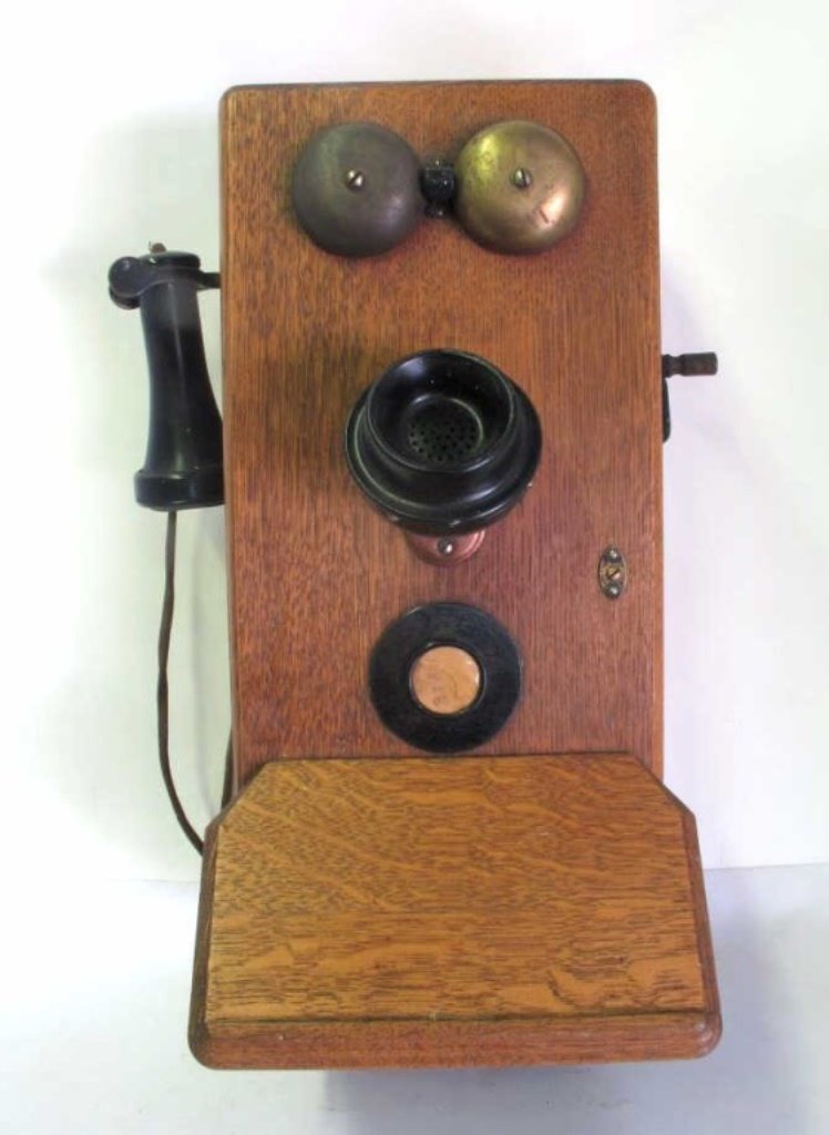 Antique Wall Phone (1 of 8)