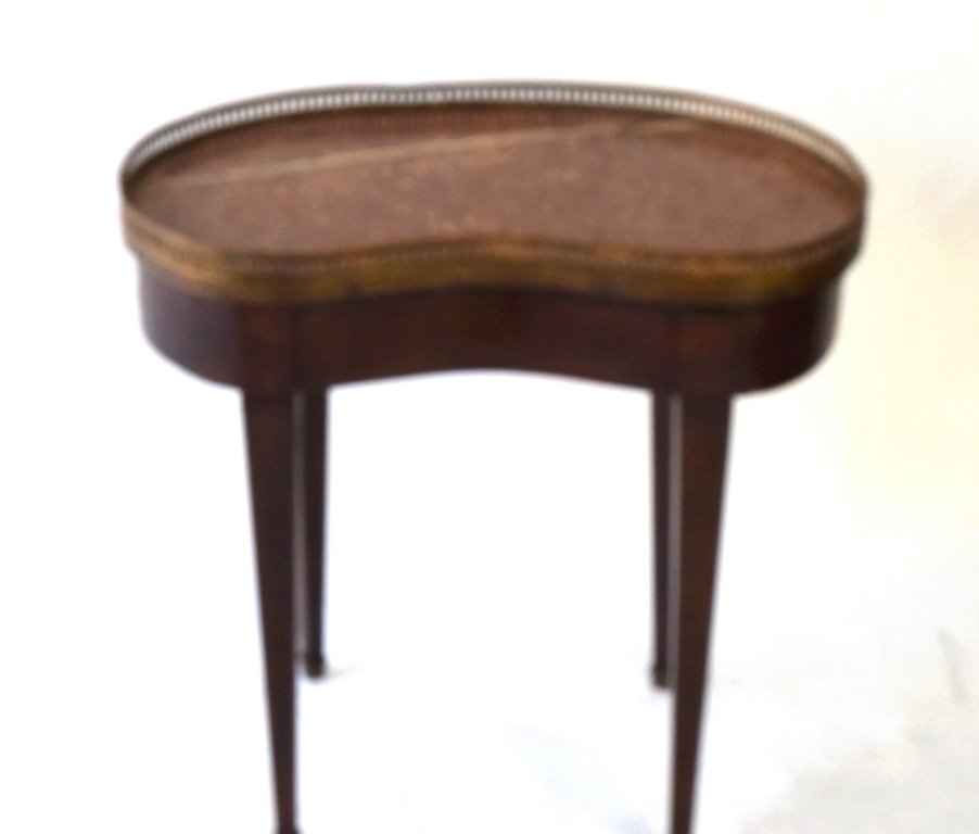French Marble Top Kidney Form Stand (1 of 6)