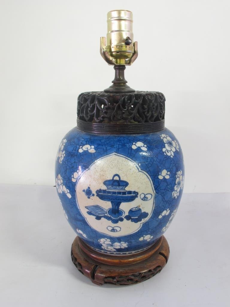 Chinese Blue and White Ginger Jar mtd as Lamp (1 of 8)