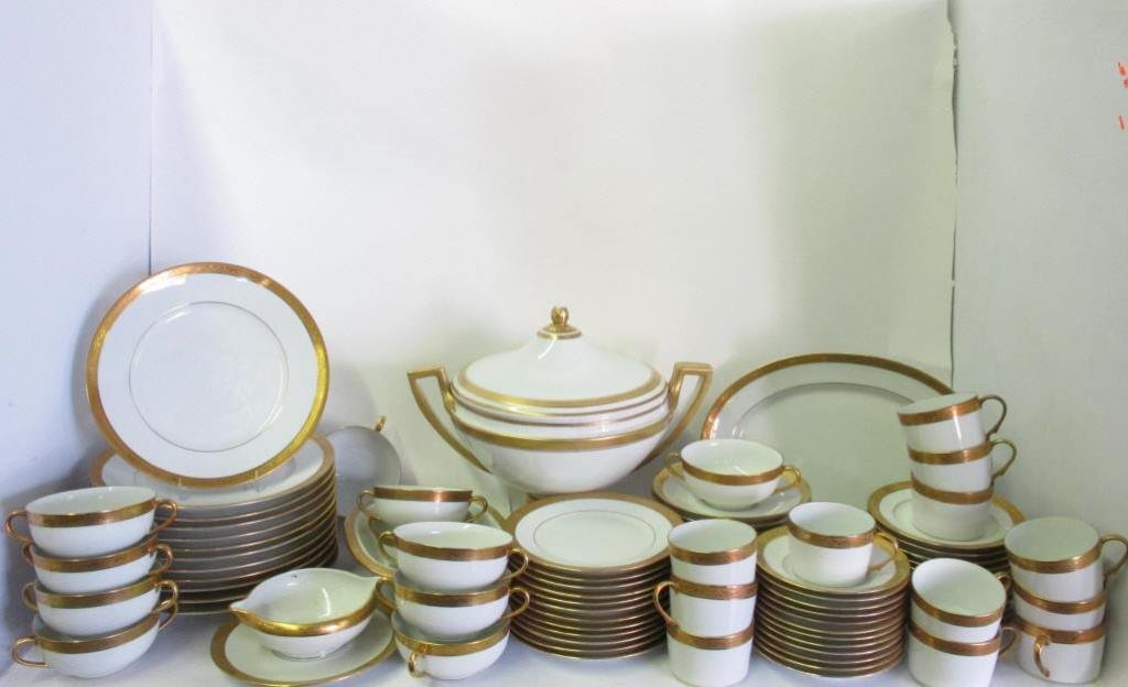 87 Piece Set Limoges China (1 of 9)