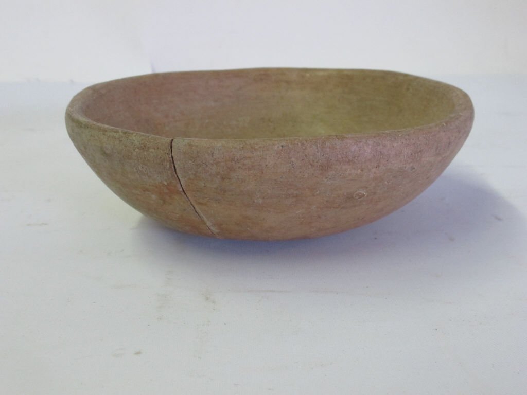 Early Pre-Colombian Utilitarian Bowl: Small ceramic bowl. ca. 100 BCE - 300 CE. 5.5 inches diameter, 2 inches depth._x000D_ Condition: Crack from edge to center. 5.5"Dia x 2"D