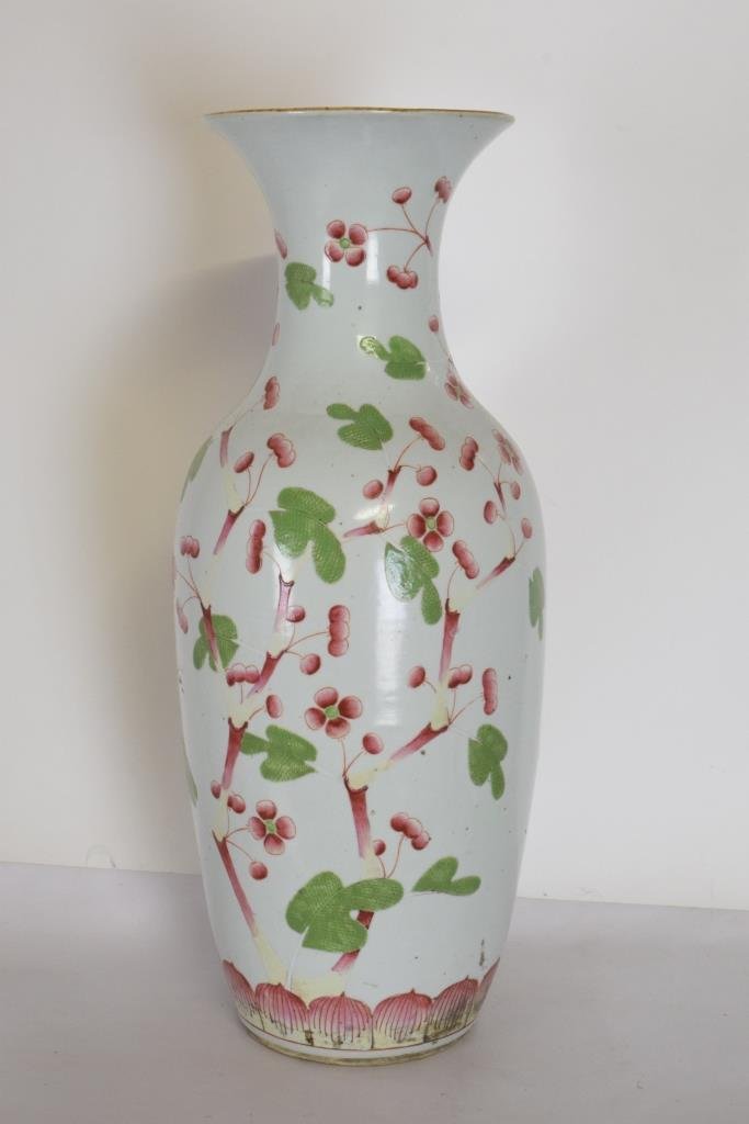 19th / 20th C. Chinese Vase (1 of 9)