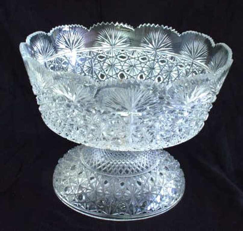 Large Cut Crystal Bowl (1 of 8)