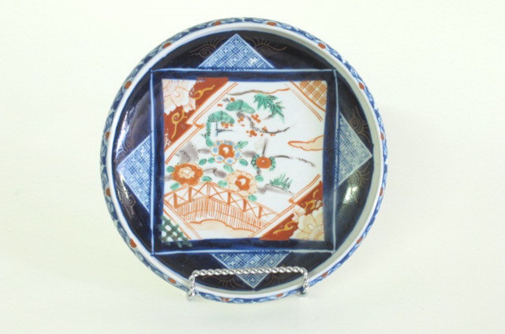 Hand Painted Chinese Dish Circa 1900 (1 of 8)