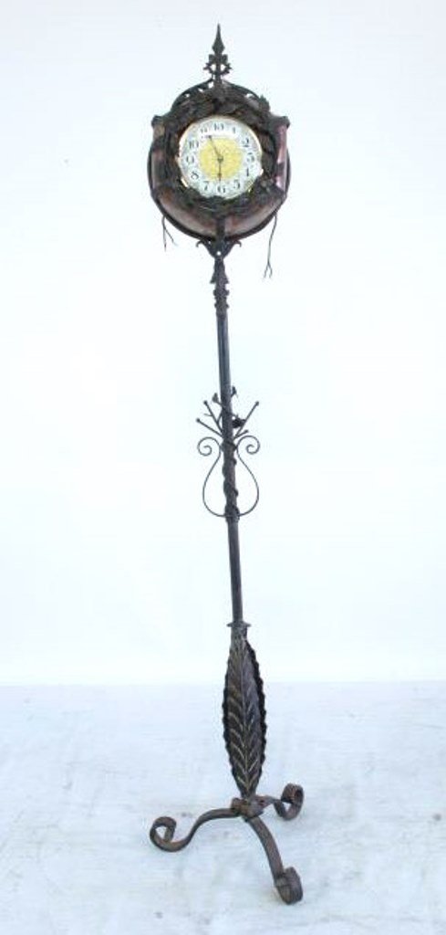 Wrought Iron Clock Lamp (1 of 8)