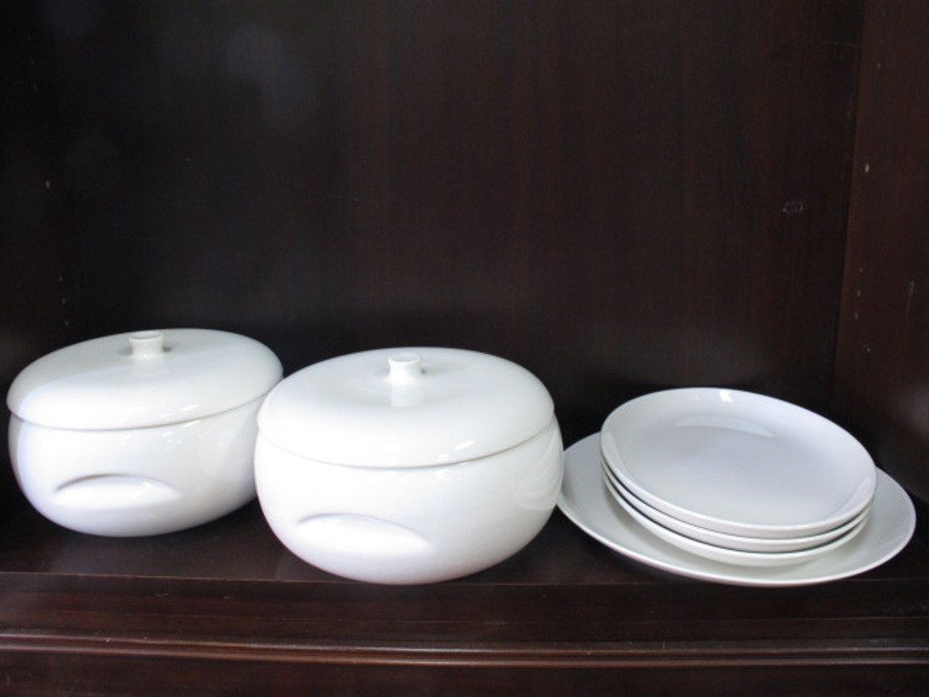 Iroquois Casual China Russel Wright Large Serving: 6 dinnerware serving items. White. 2 large covered tureens 5 inches height by 10 inches diameter. 3 serving platters and a large plate 13 inches diameter. Two different Iroquois Casual China by Russel