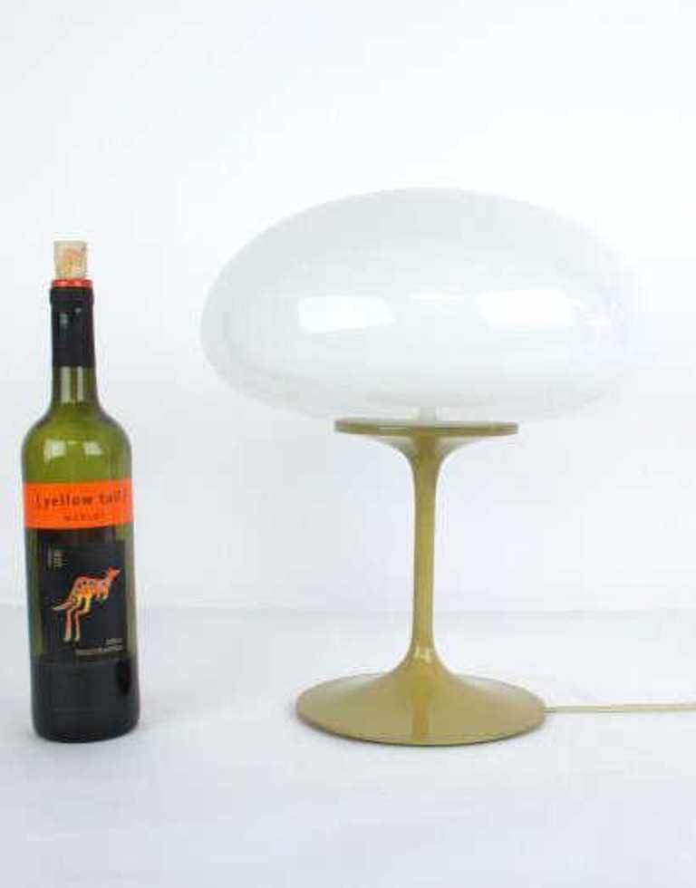 Stemlite Modern Lamp (1 of 5)