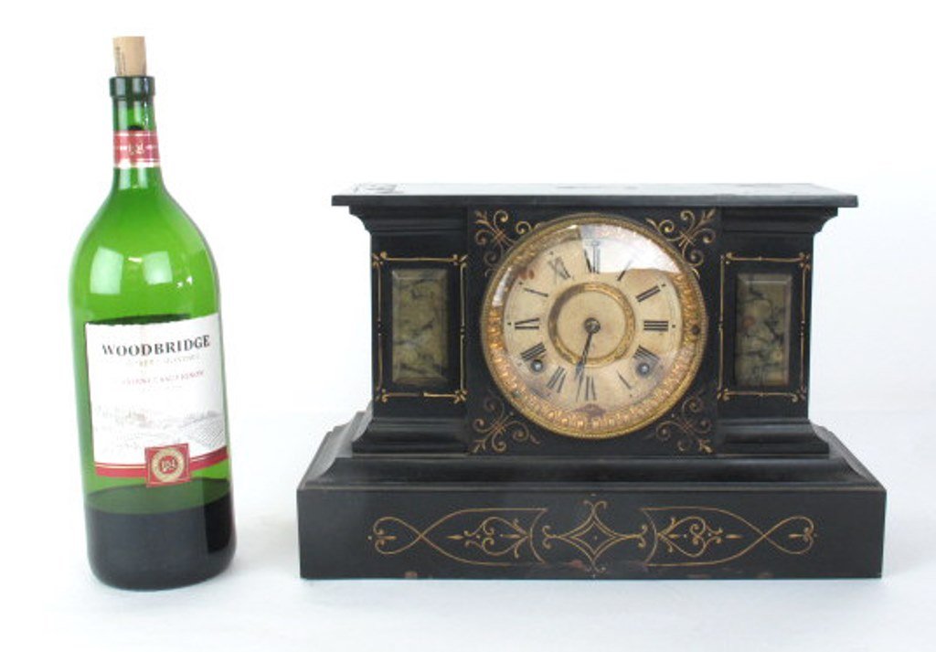 Ansonia Black Mantle Clock (1 of 9)