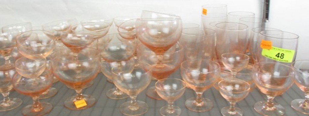 Group Lot of Russel Wright Stemware: American - modern. Pink colors, consisting of approximately 52 pcs. Dimensions: