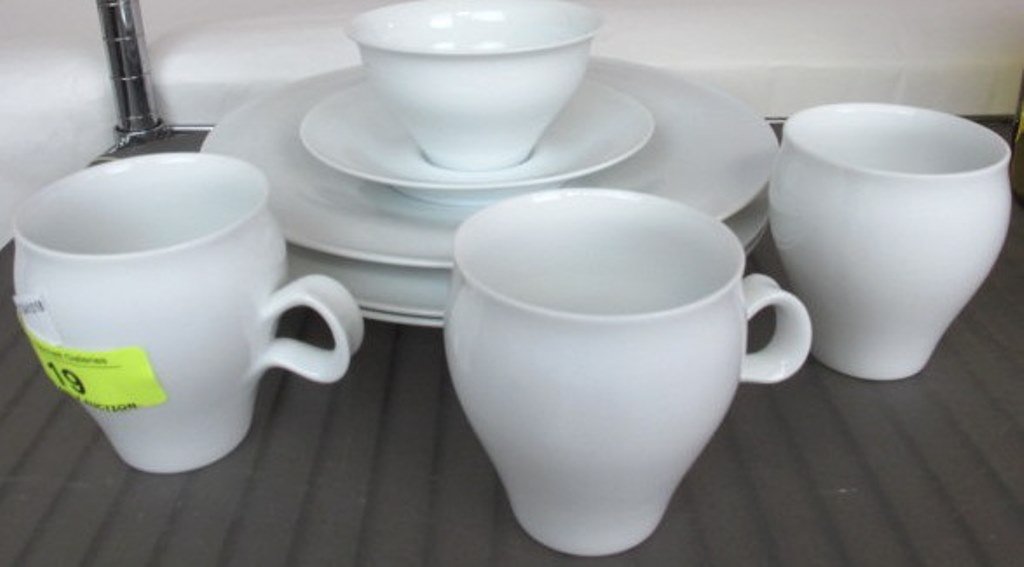 Russel Wright Yamato Japan Dinnerware Group 7 pcs (1 of 3)