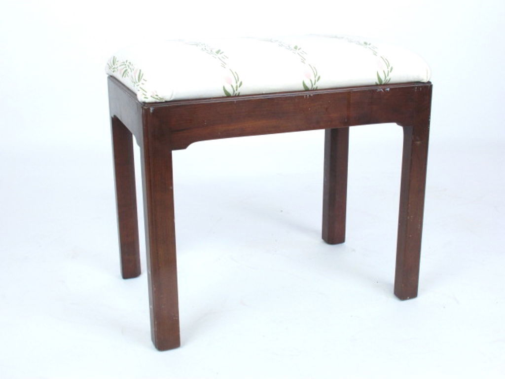 Upholstered Vanity Bench (1 of 3)