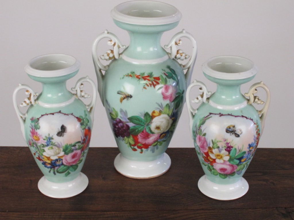 Three French Porcelain Mantle Vases (1 of 6)