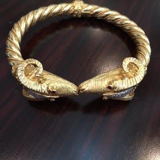 18 Karat Yellow Gold Hinged Bangle Bracelet (1 of 3)