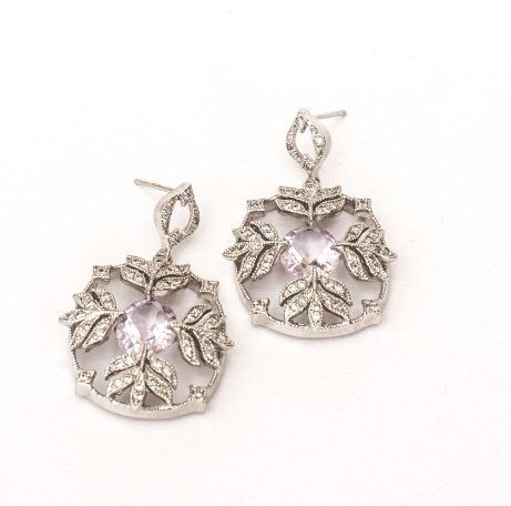 14 Karat Yellow Gold Dangle Earrings (1 of 1)