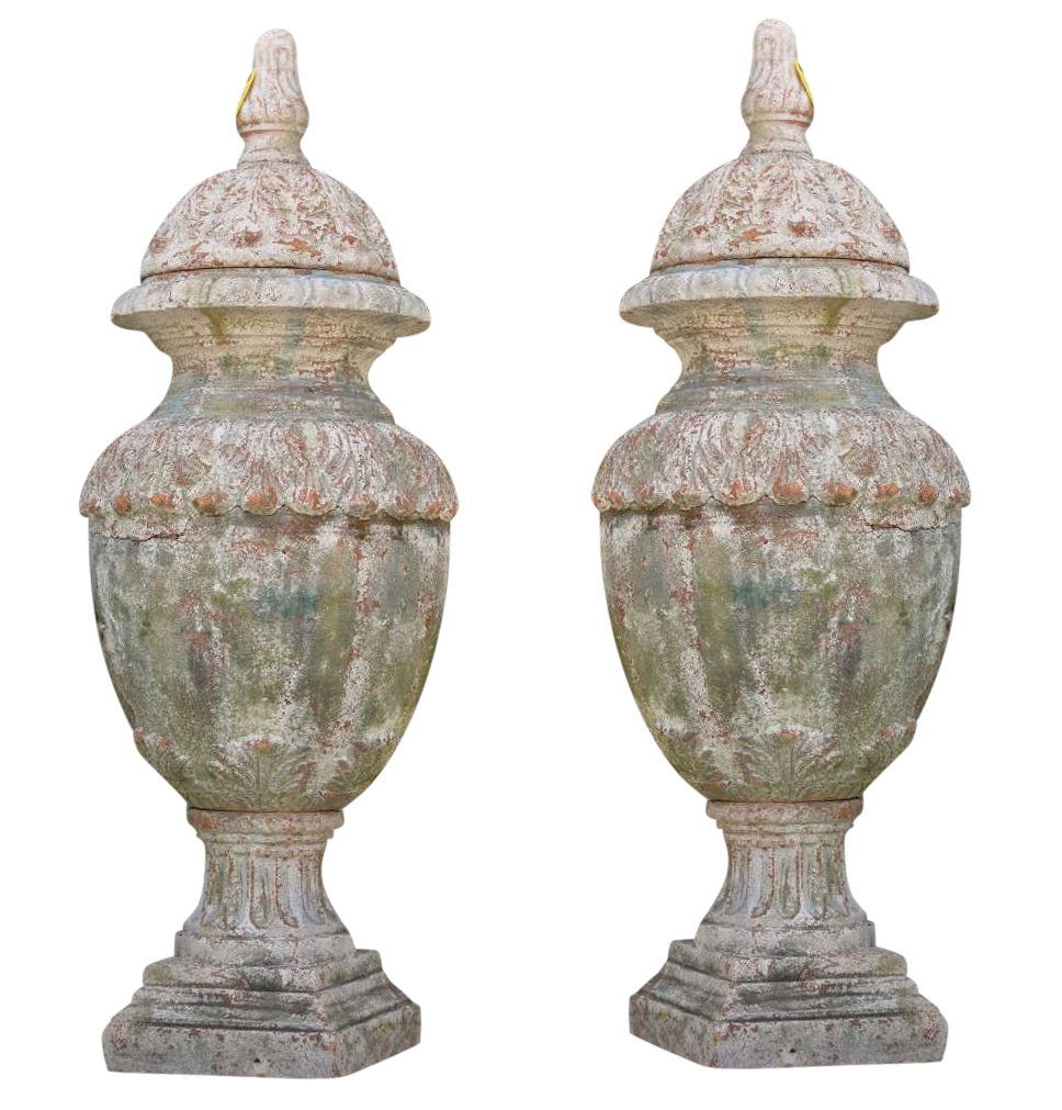 Pr Large Terra Cotta Garden Urns (1 of 2)