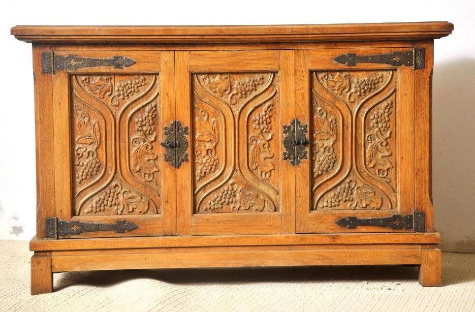 20th Century  Spanish-Style Oak Console Cabinet (1 of 9)