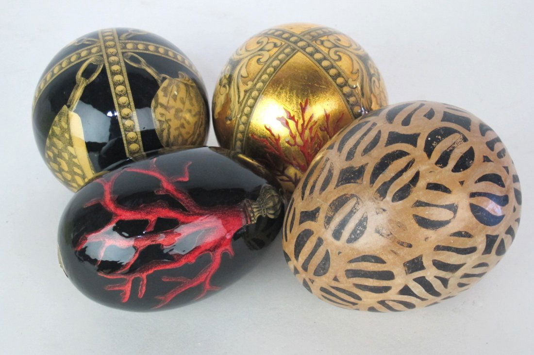 Four Hand Painted Table Top Ornaments Hand painted egg (1 of 6)