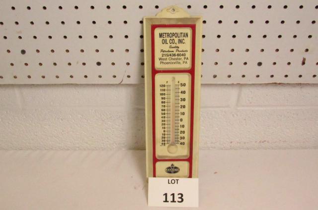 Advertising Thermometer Metropolitan Oil Co Inc.: Advertising Thermometer Metropolitan Oil Co Inc., Phoenixville, PA, Measures 13" h