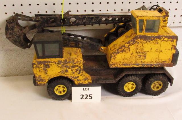 Yellow Excavator Toy: Yellow Excavator Toy