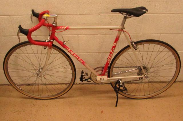 Atala Men: Atala 1987 Italian men's racing bicycle with Campagnolo gears, Avatar comp gel seat and extras. We will not ship due to size and weight limitations.