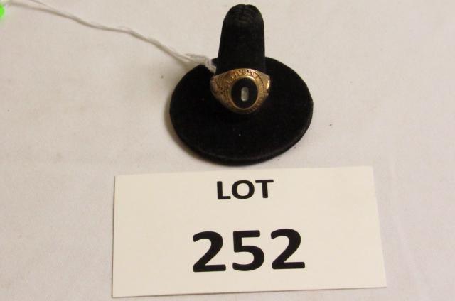 10kt Gold School ring (1 of 4)