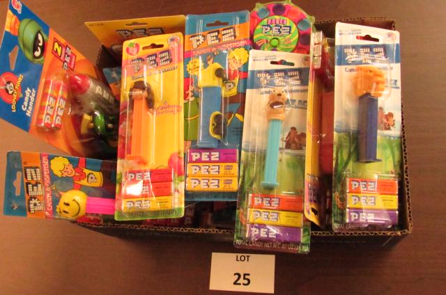 Pez dispensers: Pez dispensers, cartoon, animation characters