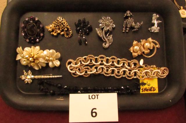 Costume jewelry lot: Signed animal pins, pins with stones, necklace and beads