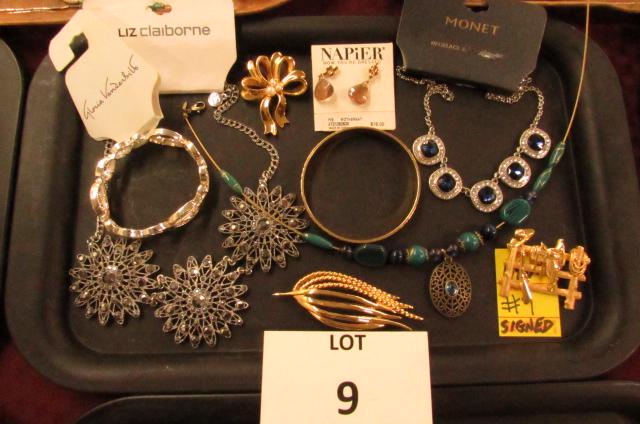 Costume jewelry lot: High end signed pins, necklaces from Liz Claiborne, Gloria Vanderbilt Napier, Monet and others