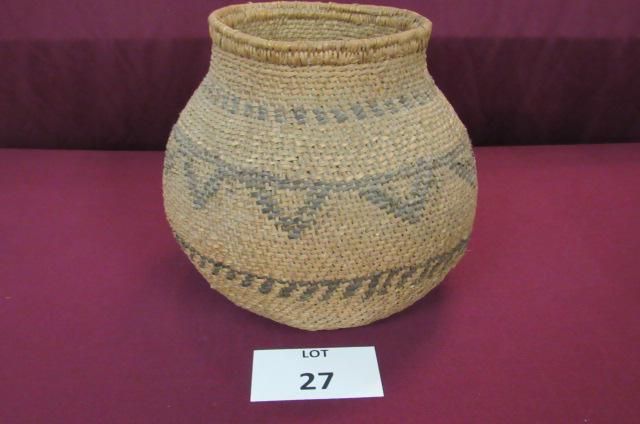 Antique Walapi twined basketry (1 of 4)