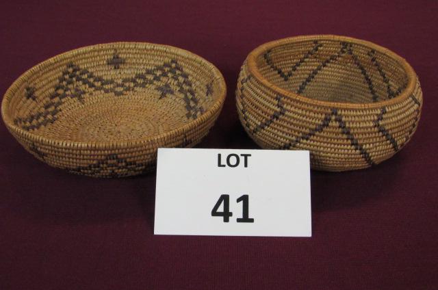 Lot of 2 Apache coiled baskets (1 of 5)