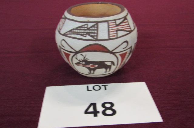 Vintage Zuni pottery jar (1 of 3)