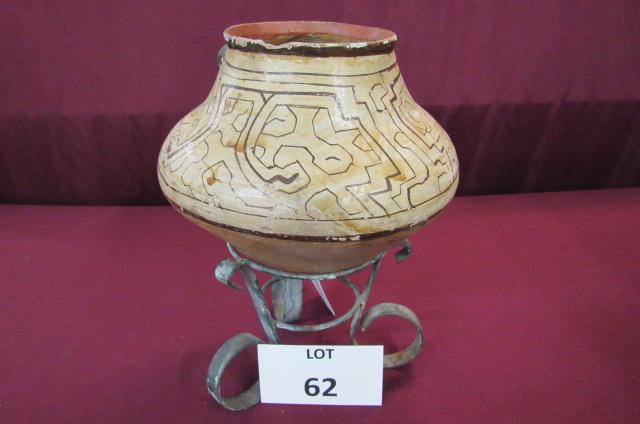 Shipibo indian effigy jar (1 of 4)