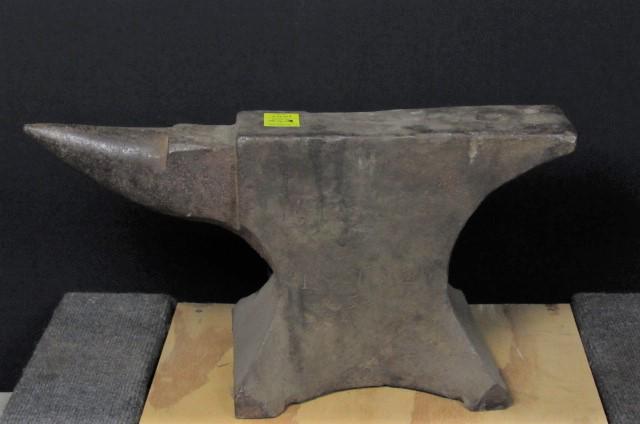 Antique William Foster anvil. (1 of 3)
