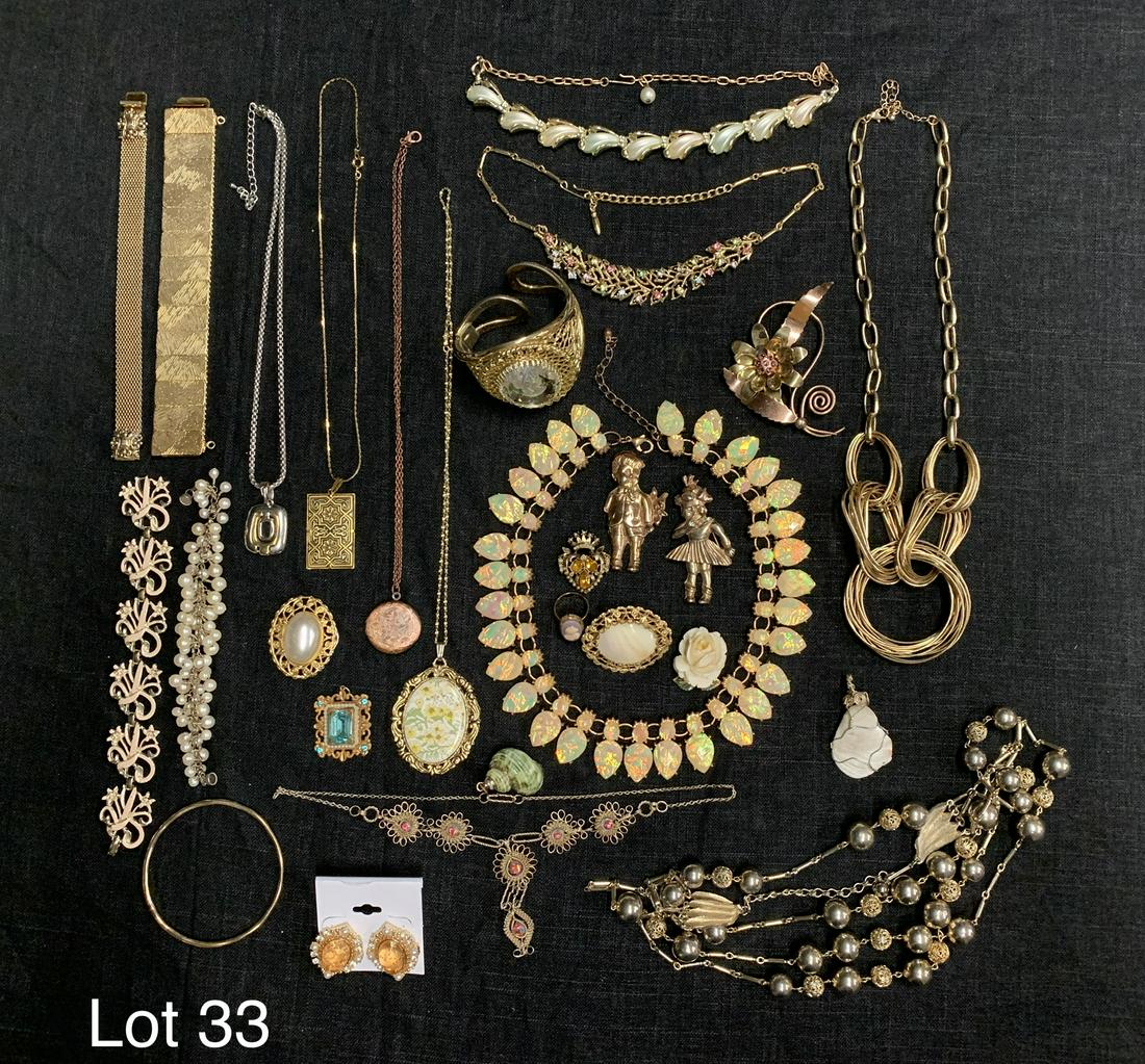 Group of Gold Toned Costume Jewelry (1 of 9)