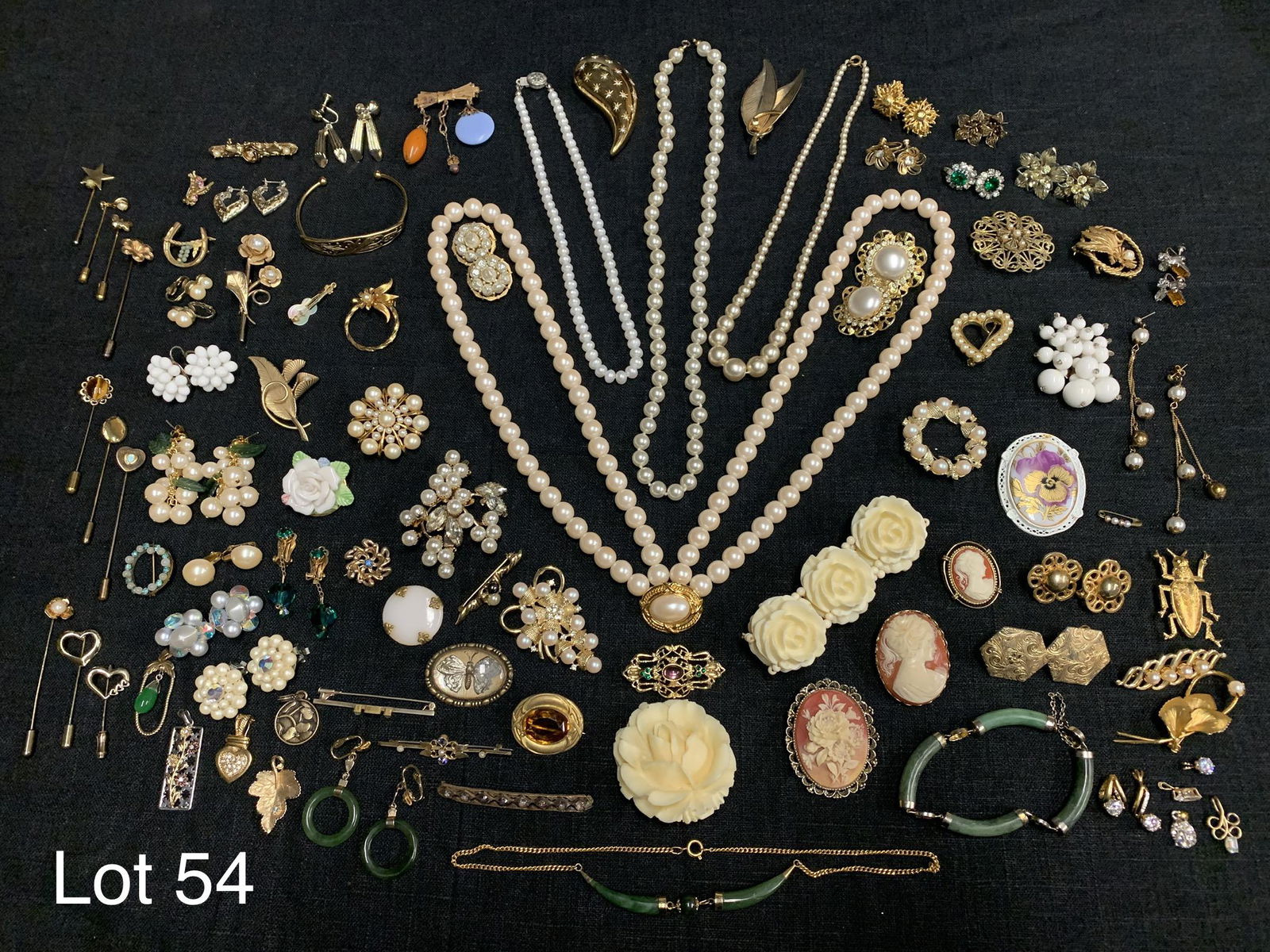 Lot of Vintage Style Costume Jewelry (1 of 9)
