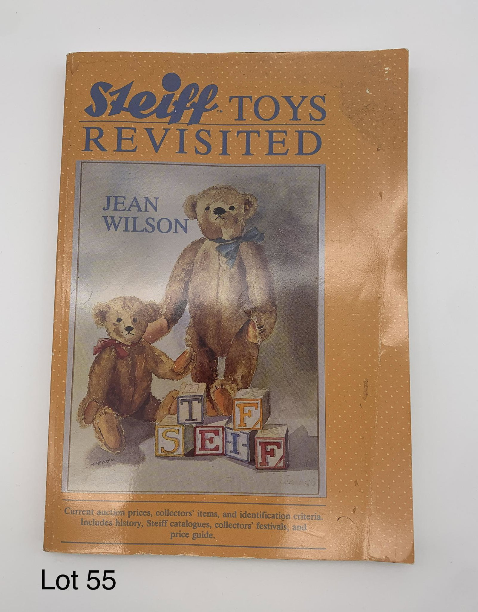 Vintage Steiff Toys Revisited by Jean Wilson Paperback Collector's Guide: A vintage paperback copy of "Steiff Toys Revisited" by Jean Wilson. Copyright 1989. Includes auction prices, collectors' items, identification criteria, history, catalogues, collectors' festivals and 
