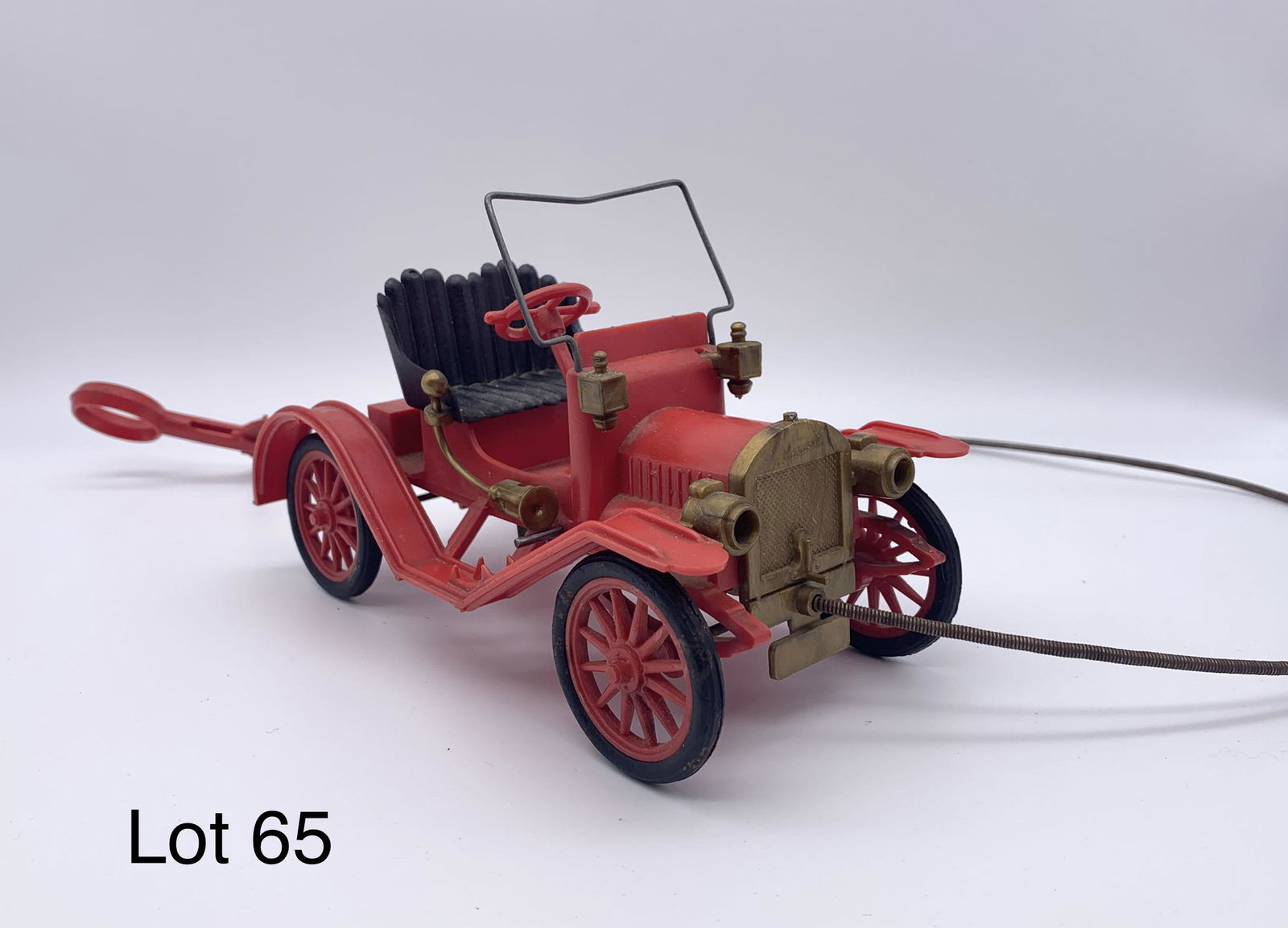 Vintage Revell Toys Maxwell Auto Action Pull Toy Car (1 of 8)