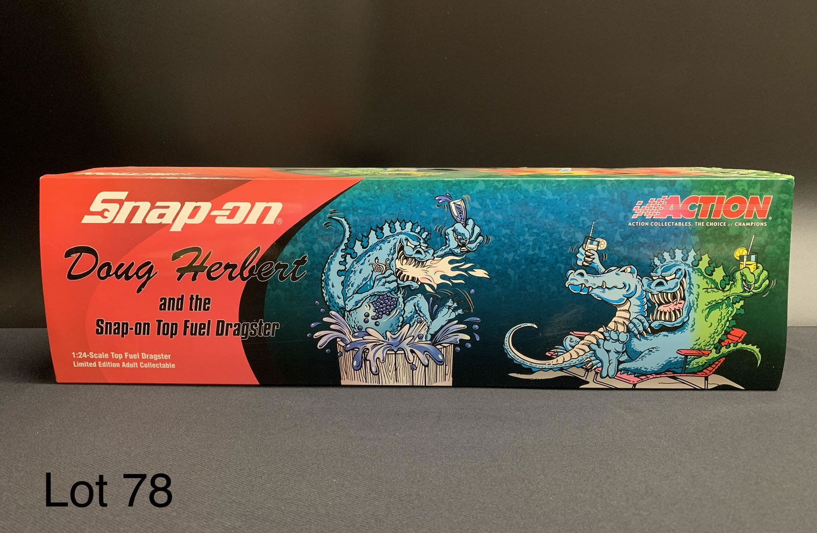 Limited Edition Doug Herbert and the Snap-On Top Fuel Dragster 1:24 Collectable: A limited edition Snap-On Doug Herbert and the top fuel dragster collectable. This car die-cast 1:24 scale dragster was made by Action Collectables. Presented new in original packaging. Box measures 1