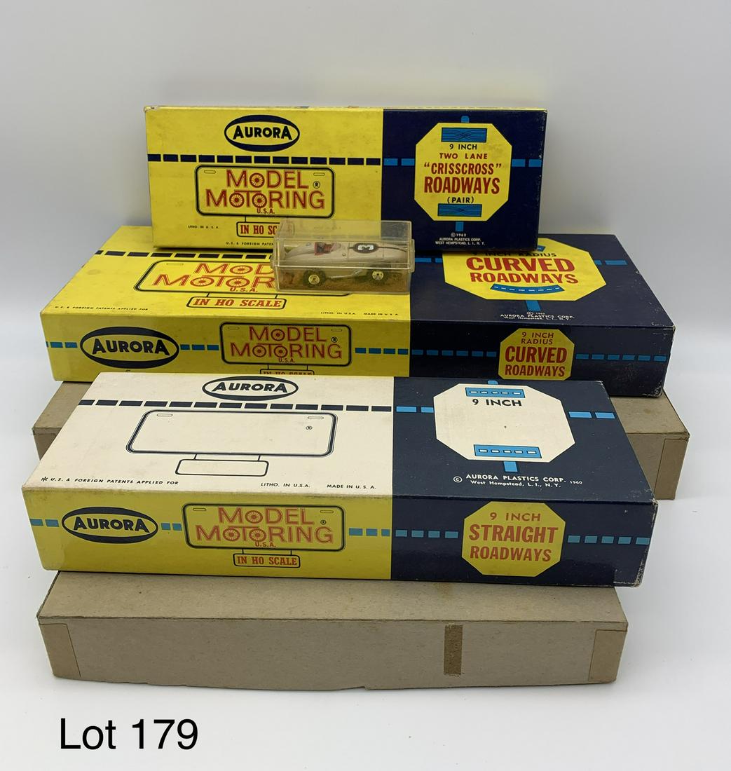 Vintage 1962 Aurora Ho Scale Model Motoring Track Lot with Indianapolis Racer Car (1 of 11)