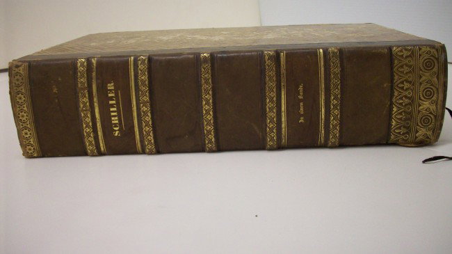 Johann Christoph Friedrich Von Schiller 'Sammtliche: German author (1759-1805) was a Leading German 18th-century dramatist, poet, and literary theorist. This work is "all the native plants in a gang". Published by Stuttgart und Tubingen 1834, 1304 pages